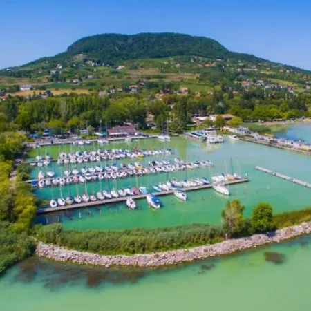 Horseshoe Case de vacanță Cserszegtomaj