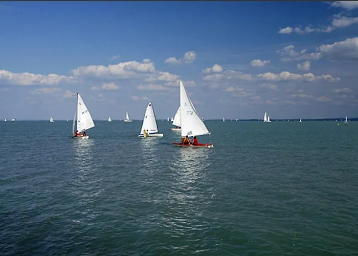 Horseshoe בית נופש צ'רסגטומאי